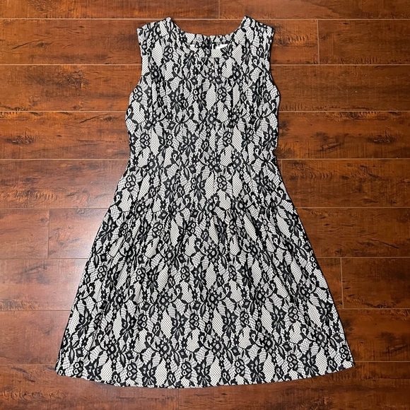 ANTHROPOLOGIE HD In Paris Violante Black Lace Mini A-Line Dress Size Medium - Picture 9 of 15